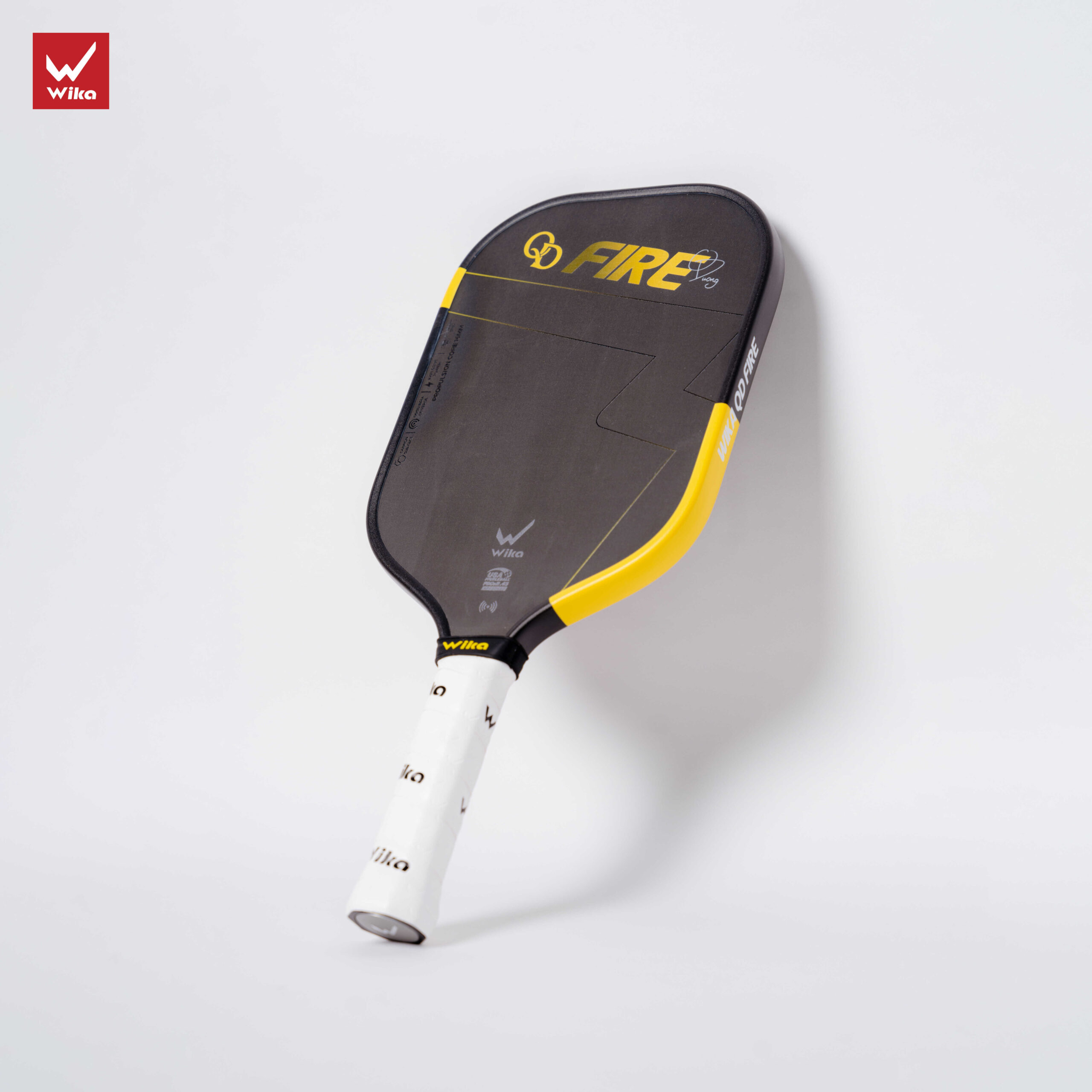 vot pickleball wika quang duong fire vang 1