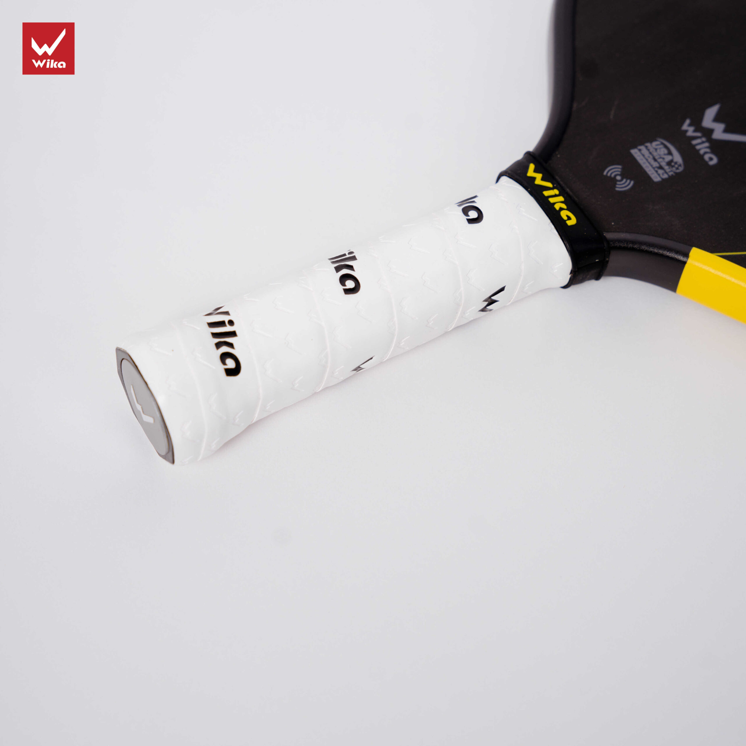 vot pickleball wika quang duong fire vang 7